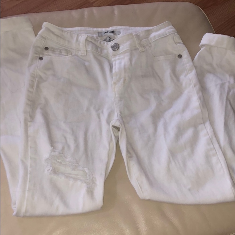 White ripped skinny jeans